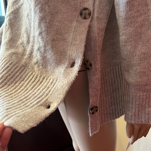 JohnPaulRichard Sweater - Picture 3 of 3